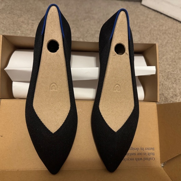 Rothy’s - The Point II - Size 8, Black - Picture 2 of 4